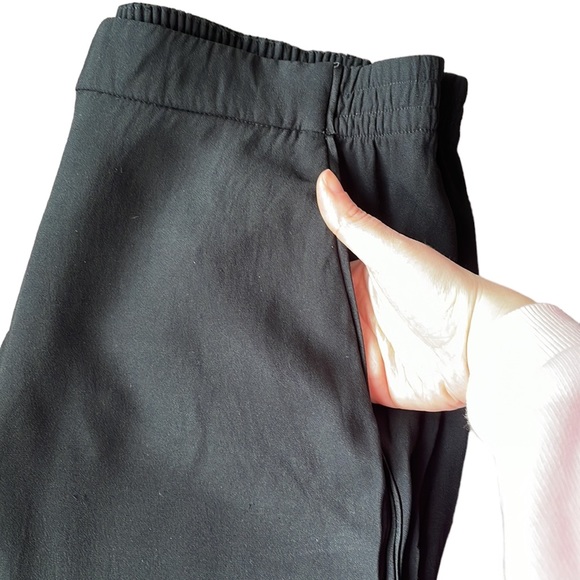 FOREVER NEW Sz10 black slacks with elastic waistband - Picture 2 of 10